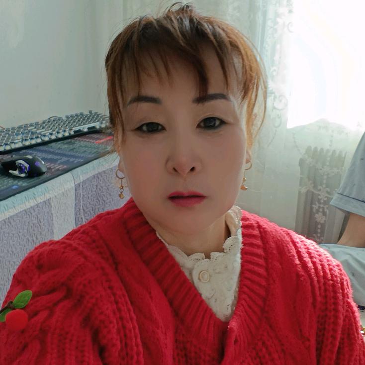 阿英,