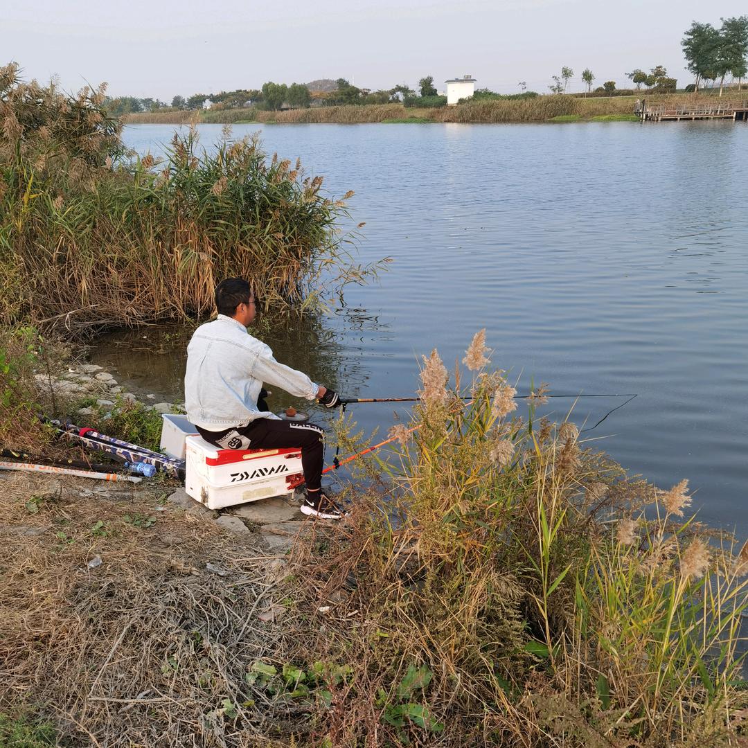 卜希建(泡沫逗钓)