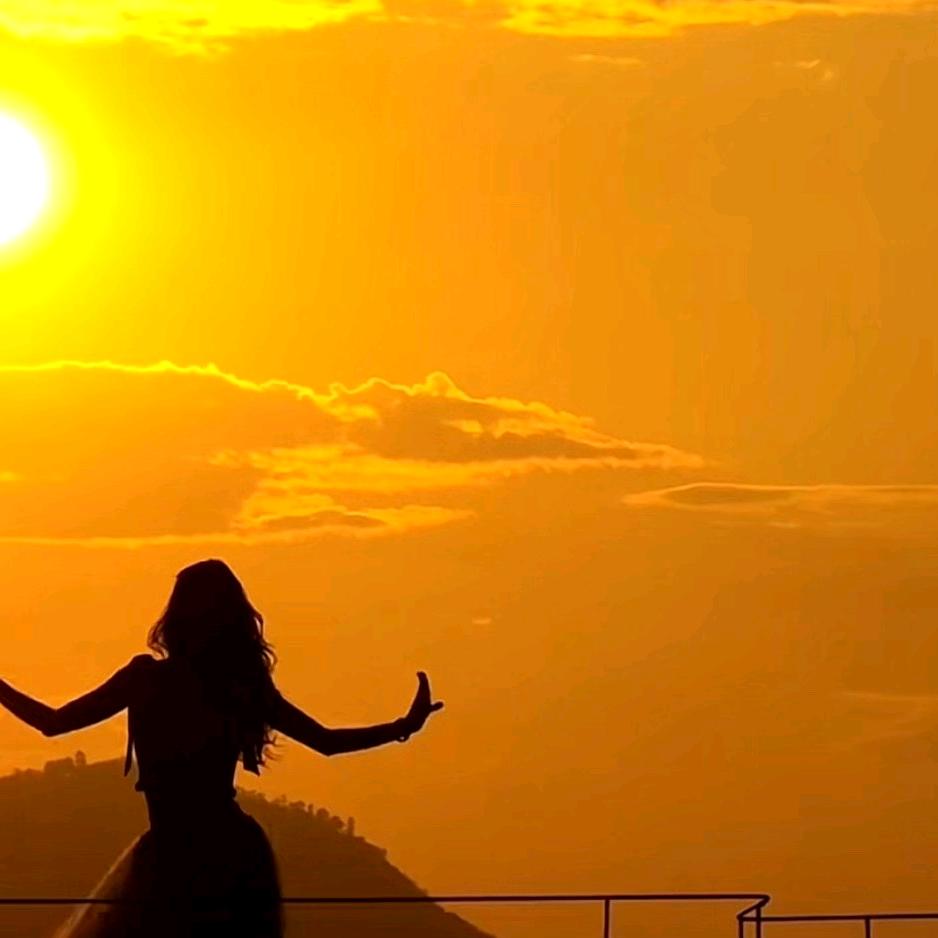 小艾兮的后勤大队长