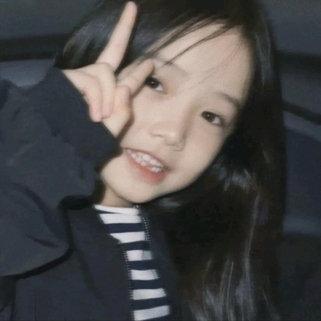稟萋萋