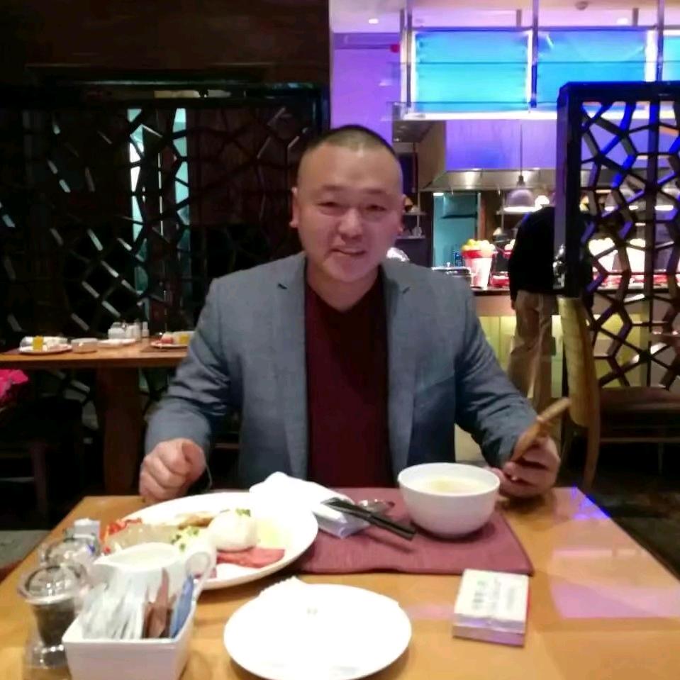 竞技机油“配送官”-旭丰商贸