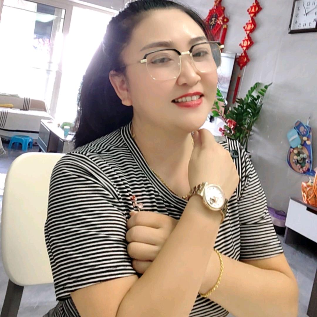 小君