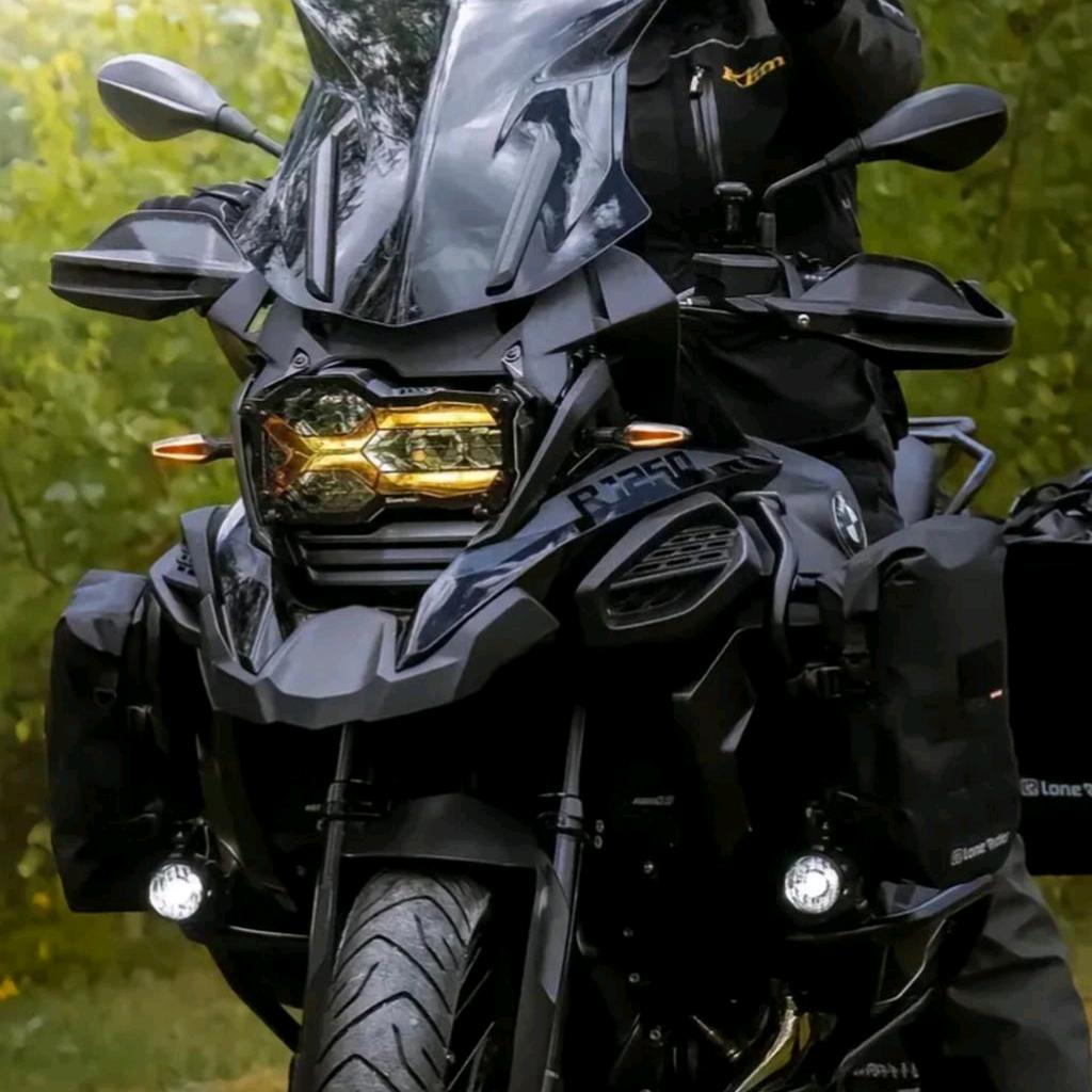 京城胖小串总店