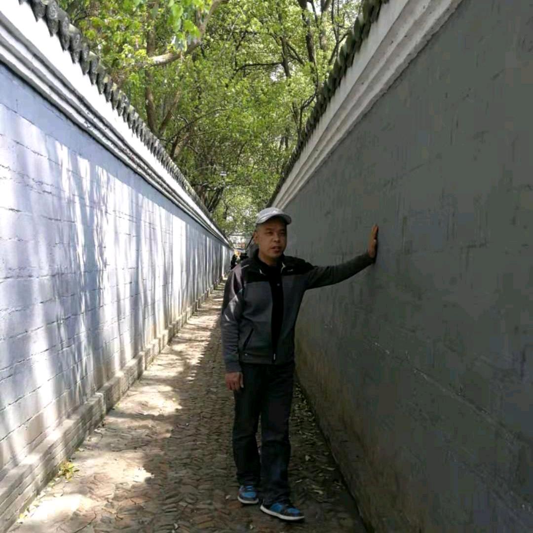 陈兄道弟