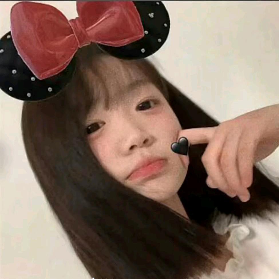 一鹿比心