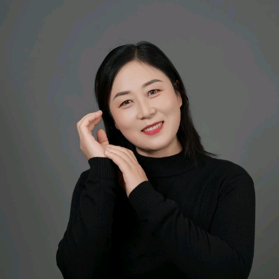 希望美术雁子老师