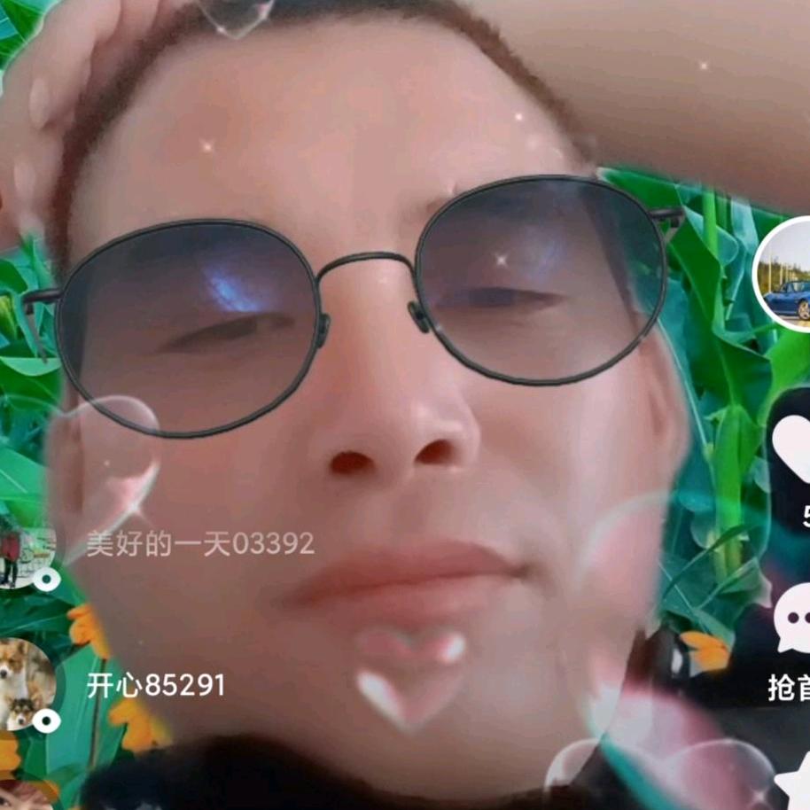 可以，比较小巧，很方便，很满意。