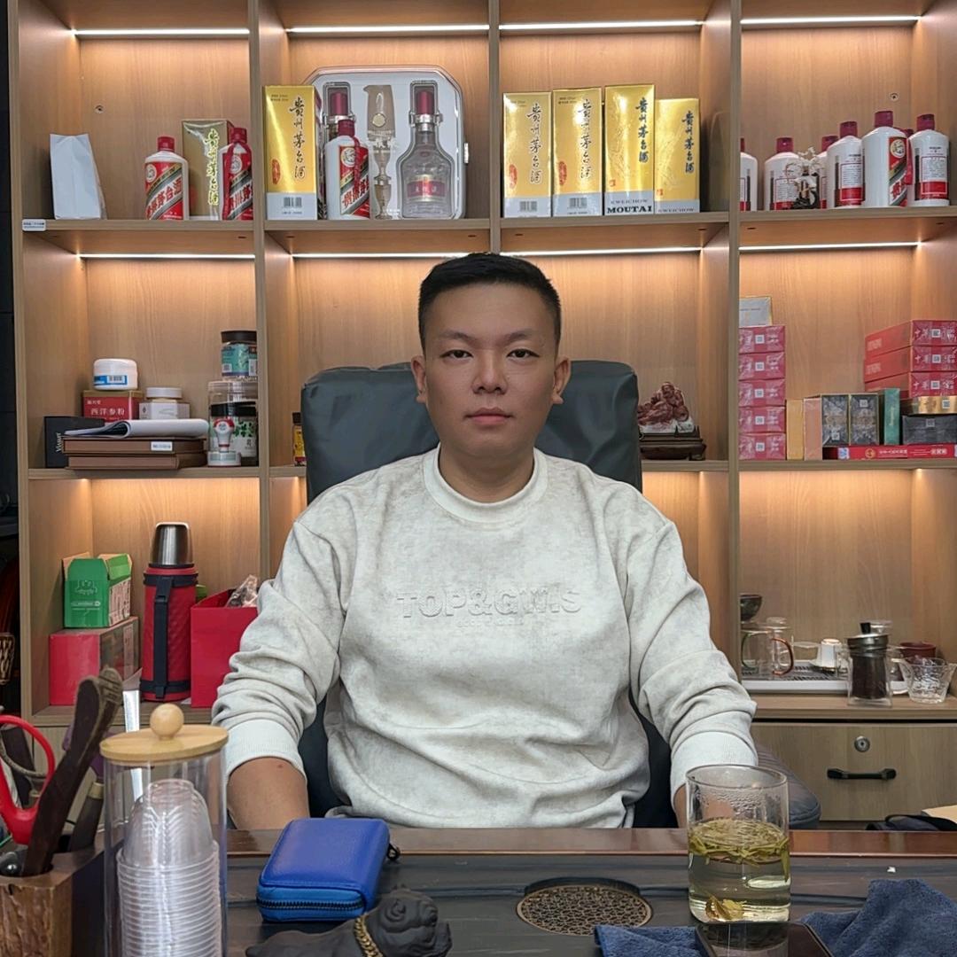 宏海珠宝 猪哥哥