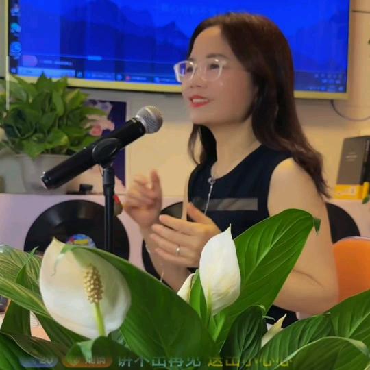 小娴爱唱歌🎤