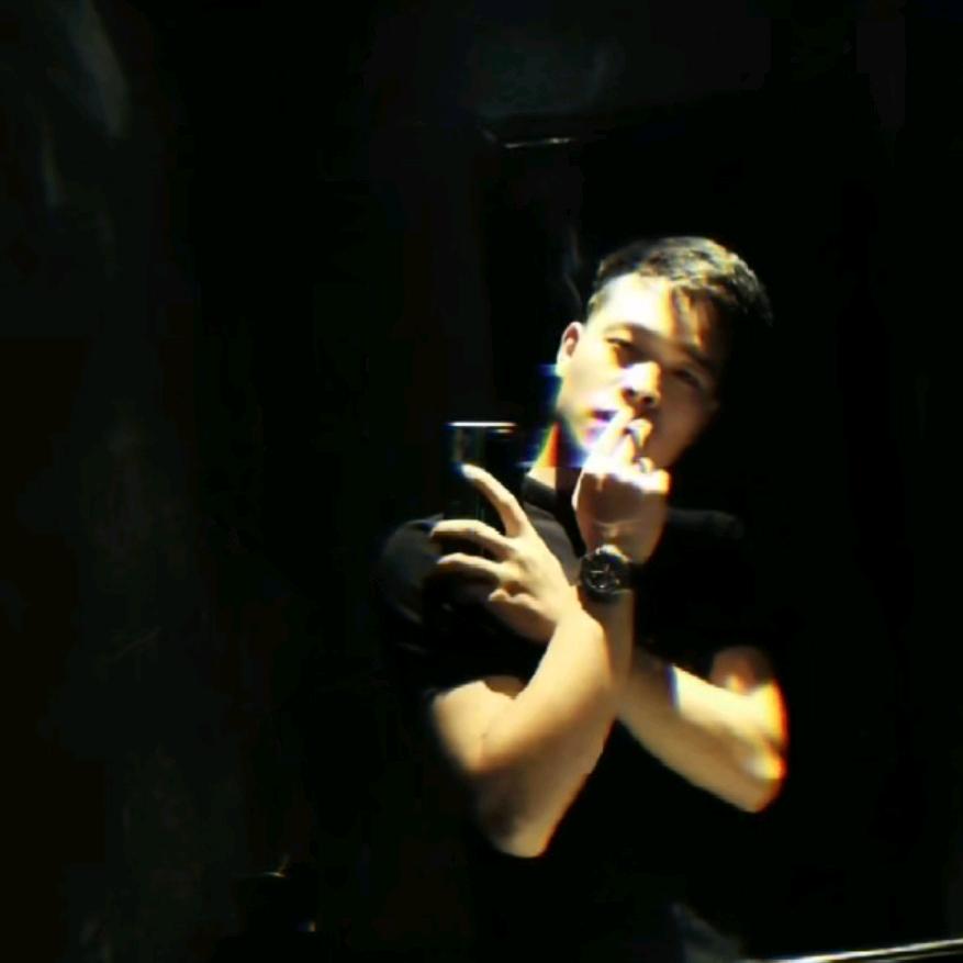 ALyp