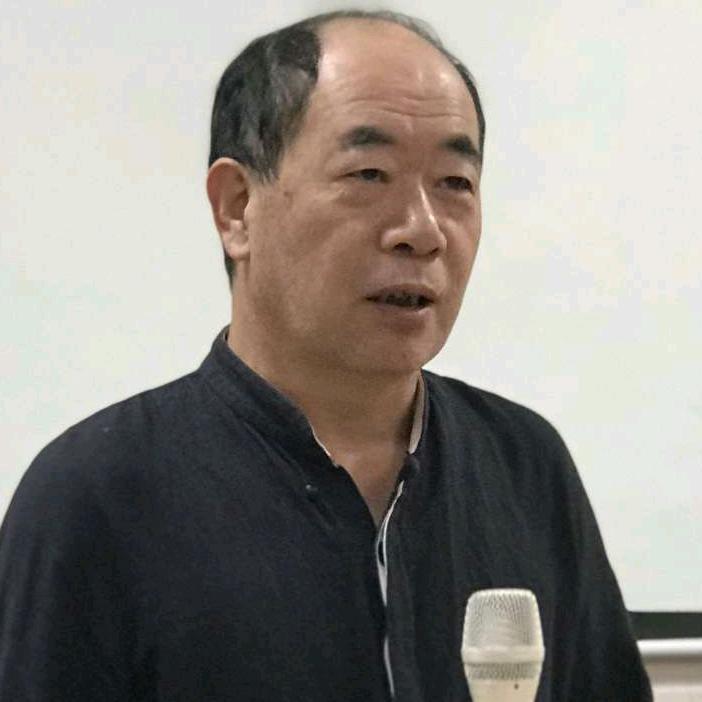 齐向前 教育博主