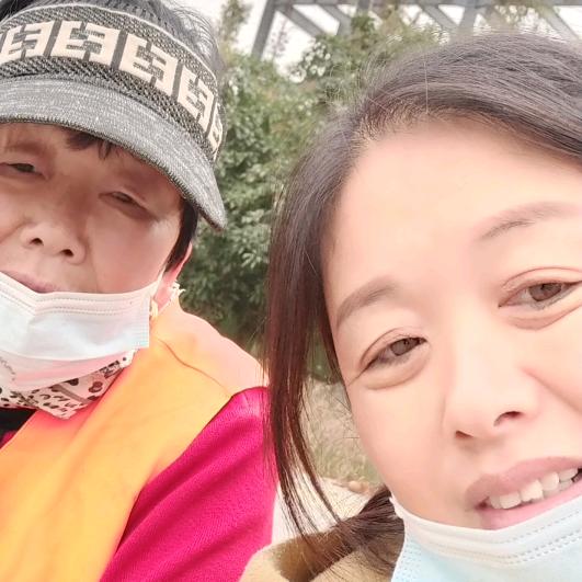 小丽和妈妈