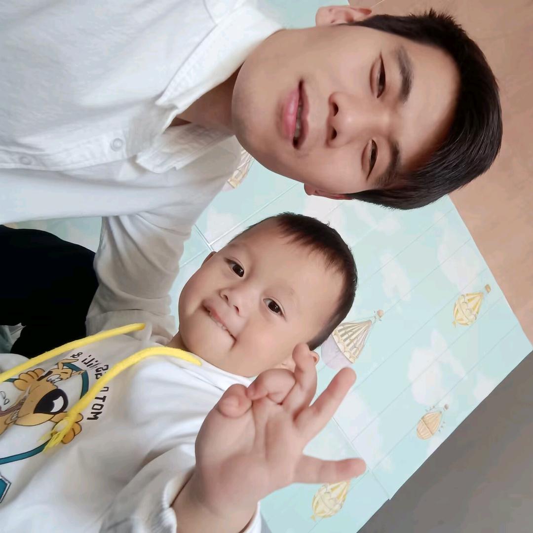 ▎ 明知山有胡先生。ち