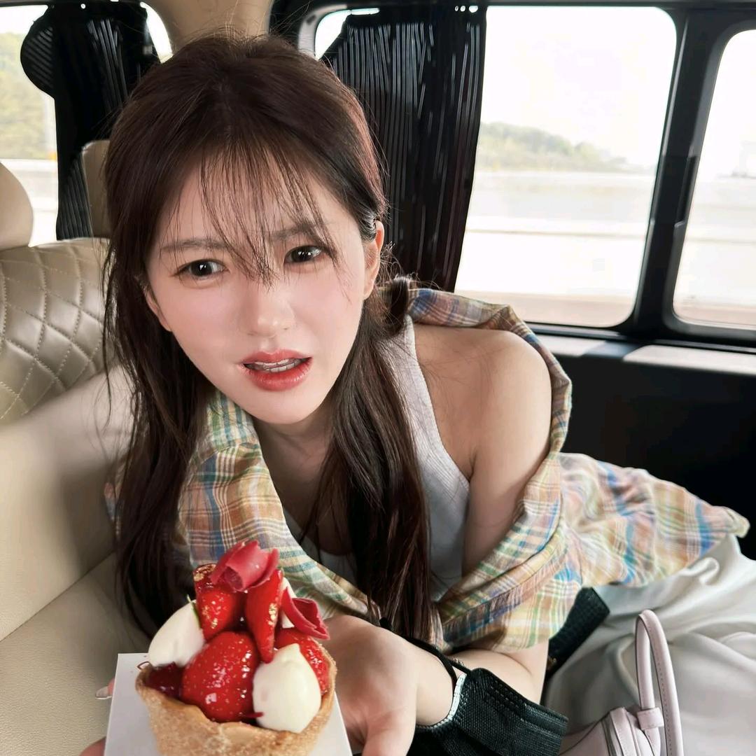 跟ysx粉丝讲道理 比🐷开智还难