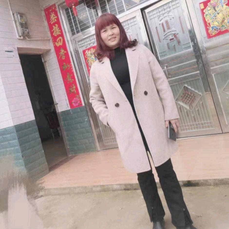 余三美，