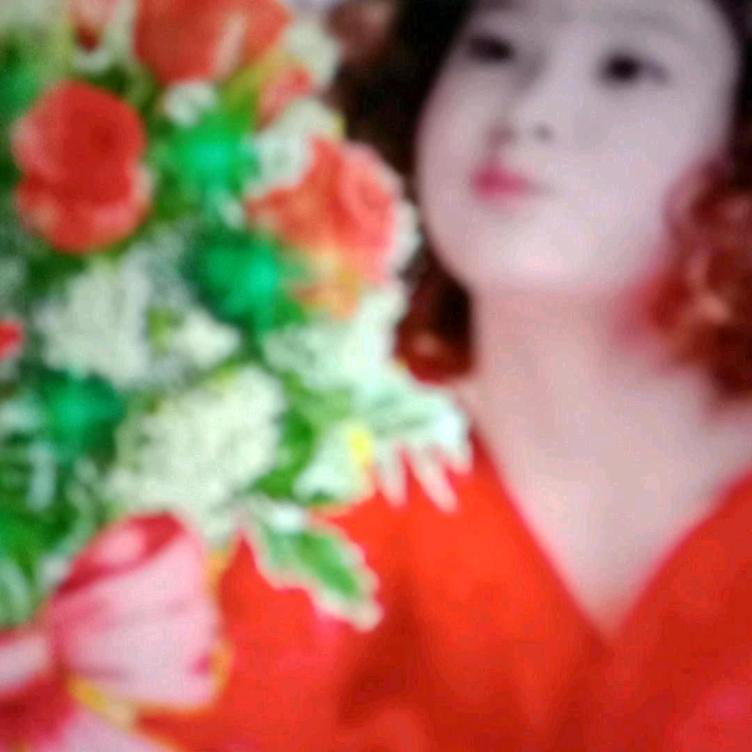 万里白云随风飘