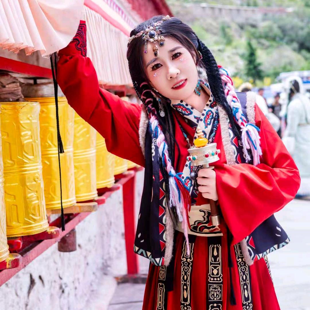 淡妆的王妃