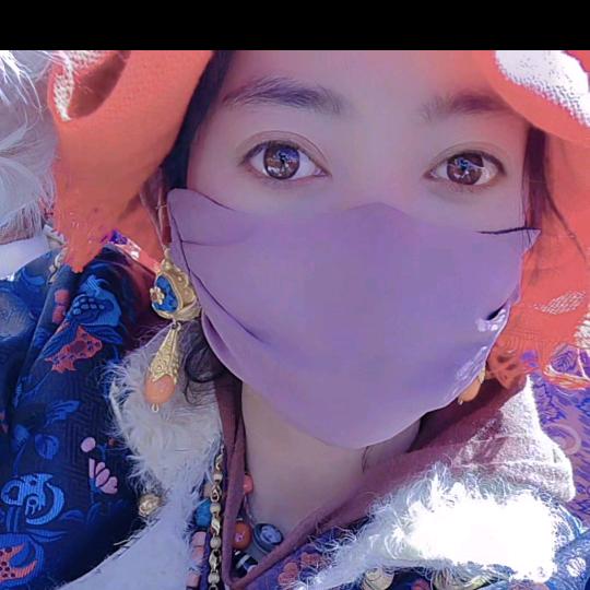 ♏一笑💕而过✌️