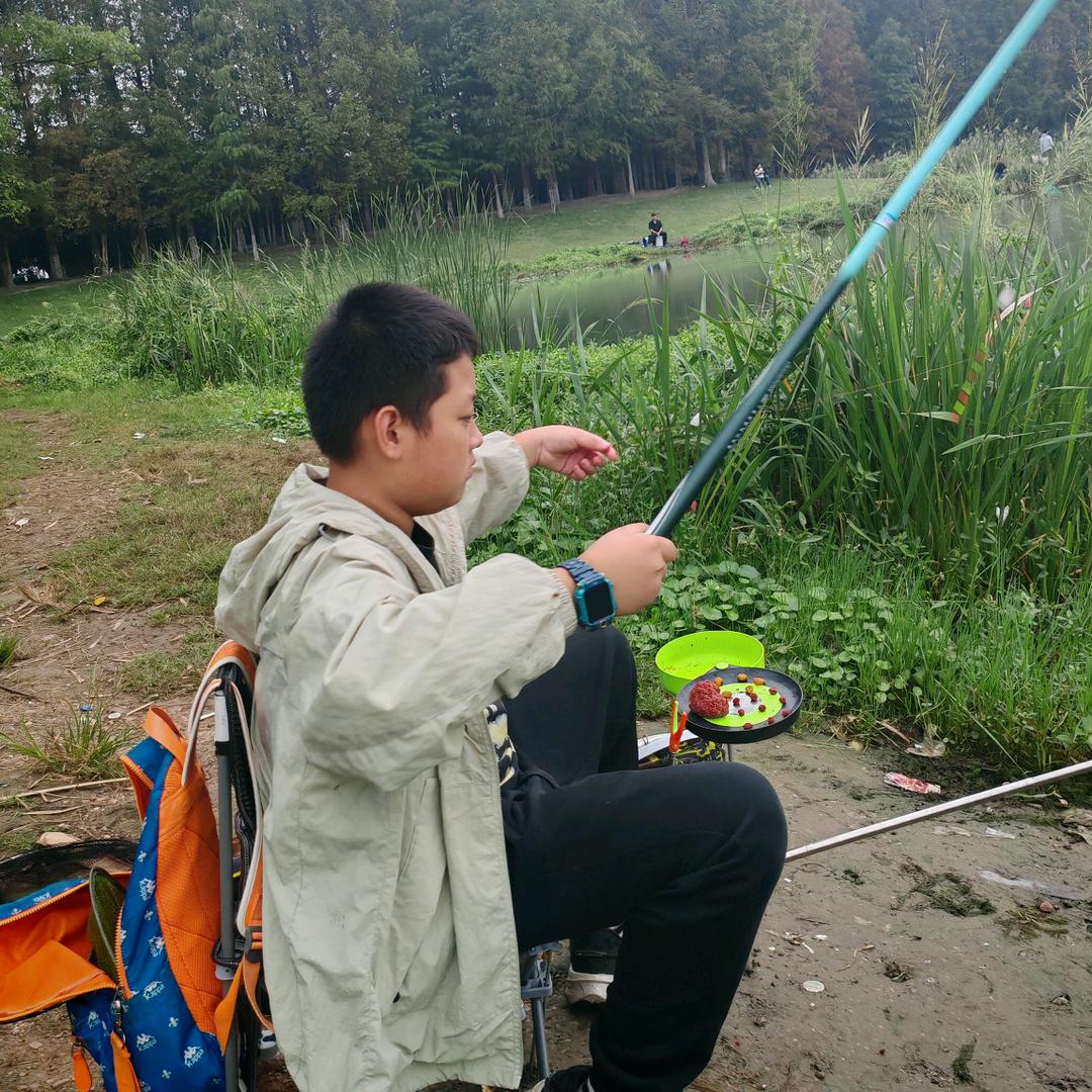 我是一个小小钓鱼佬