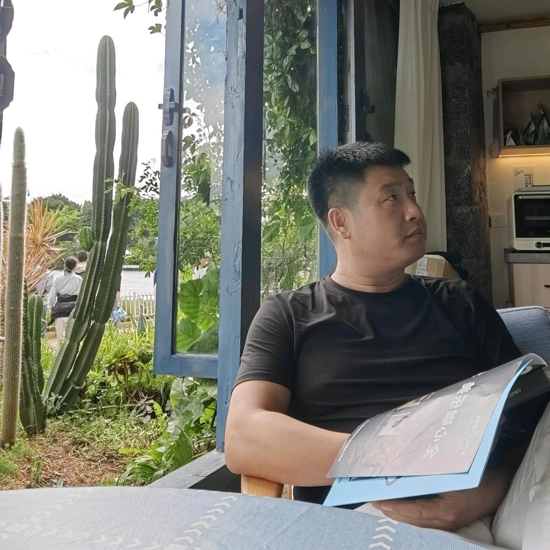 耐看的小王叔