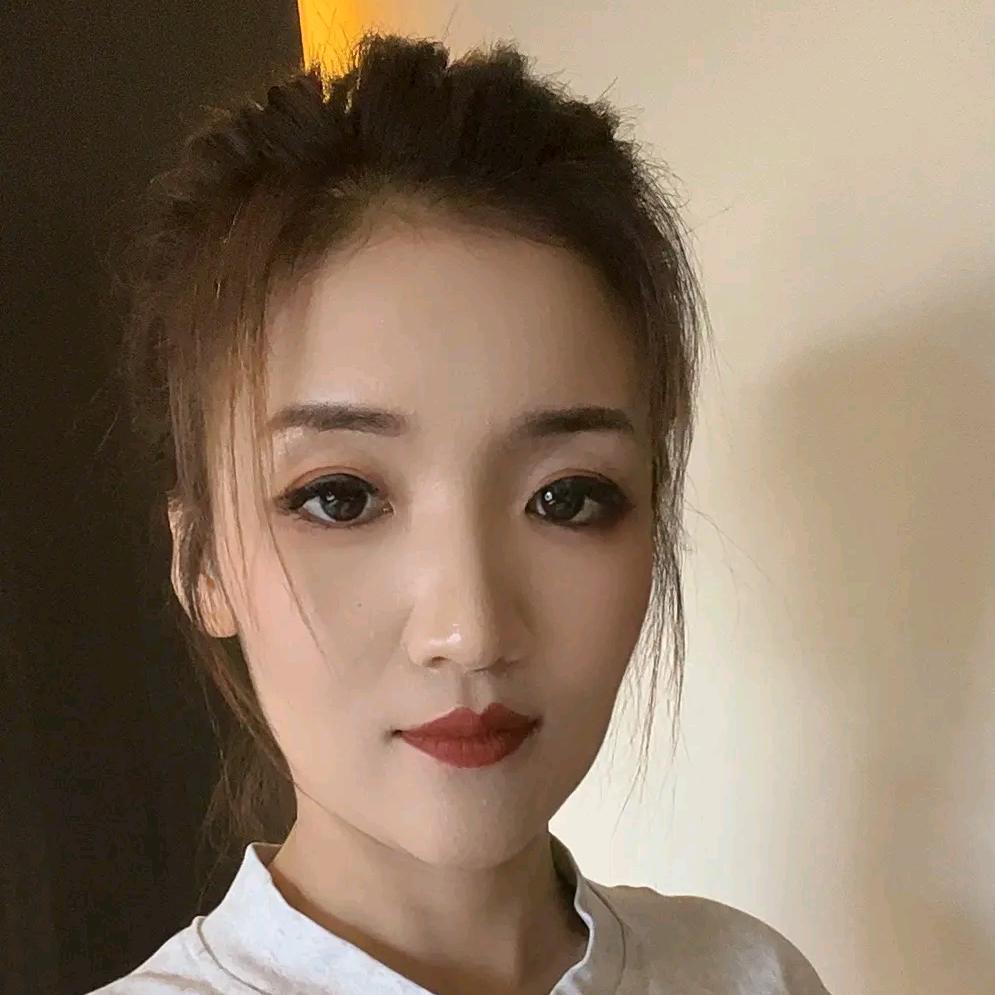 小飞人卓雅