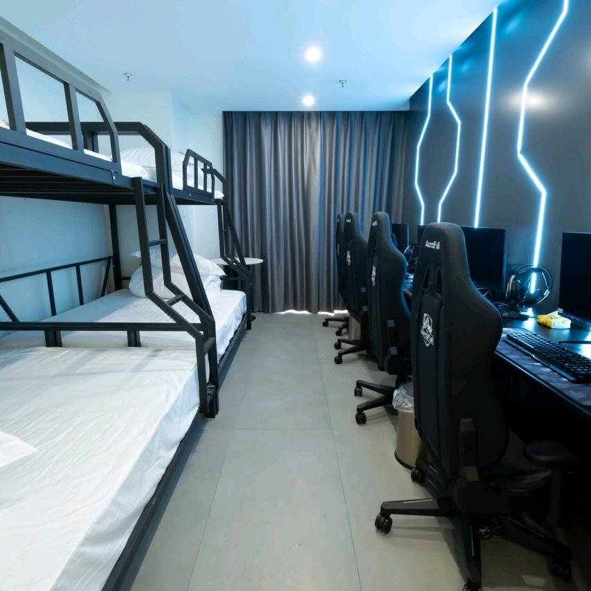 超凡电竞酒店（光谷广场店）官方号