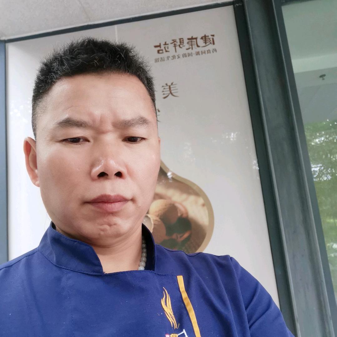 黄家文