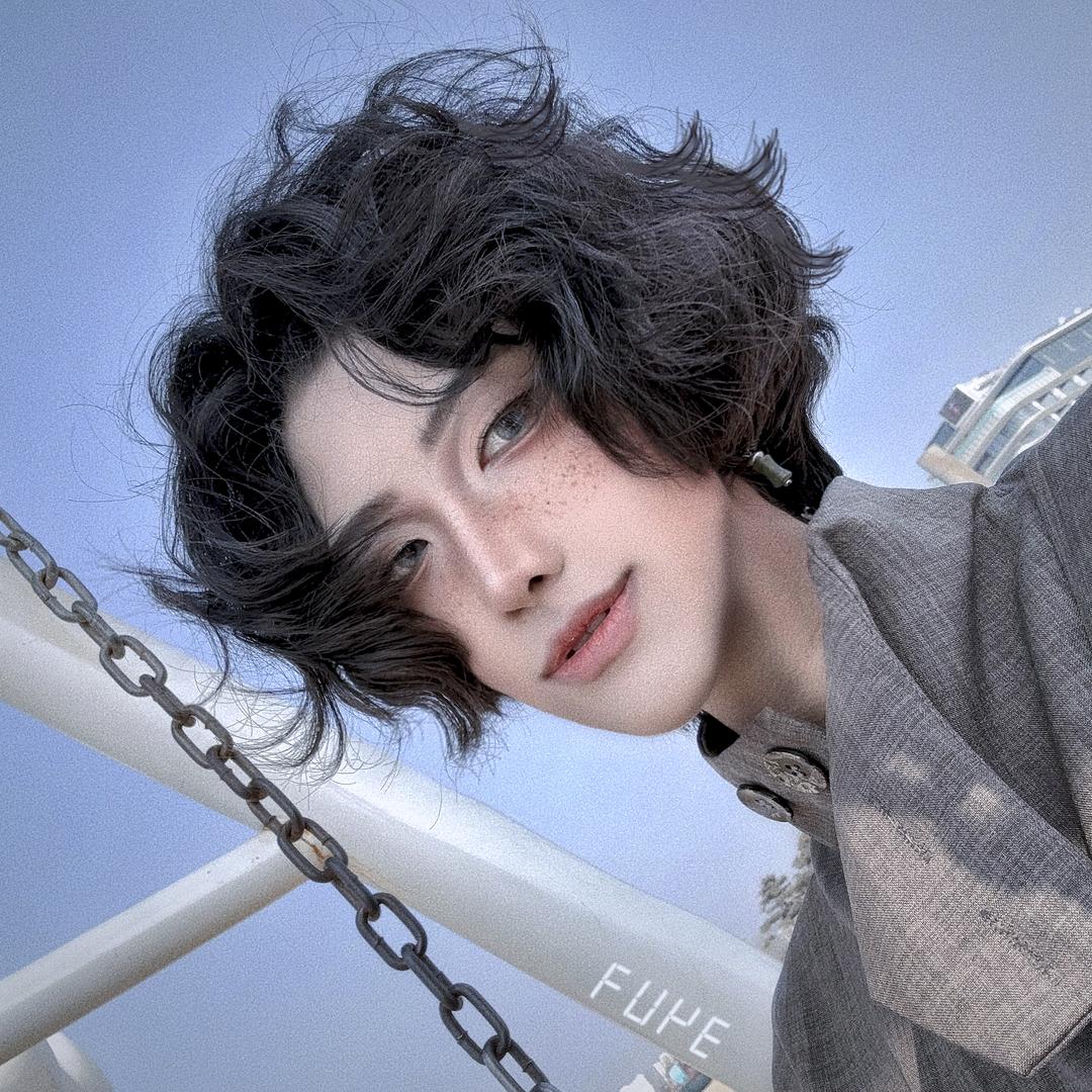 阜野_女的