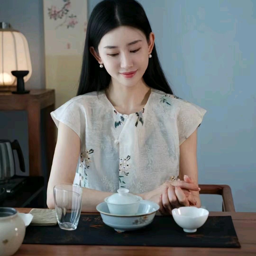 小柒