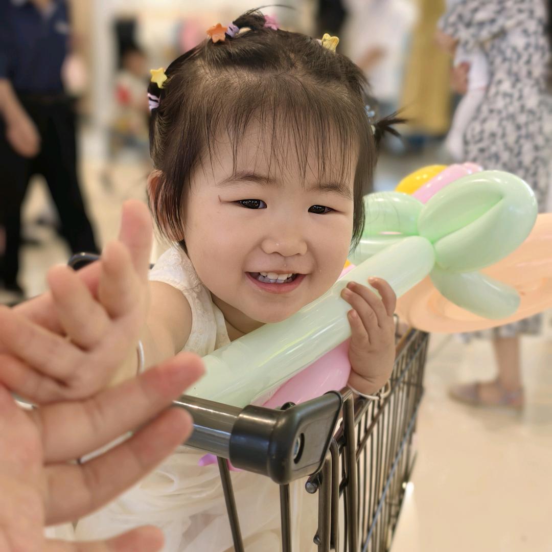 佩奇吹泡泡