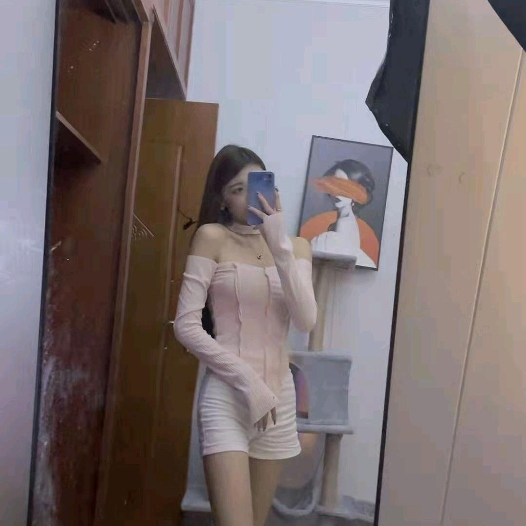 摆地摊的陌生人