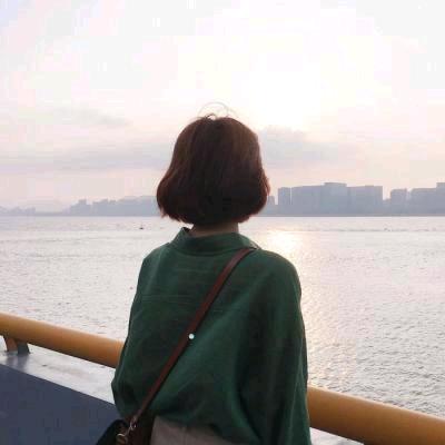 芸朵儿穿搭⁶⁶⁶