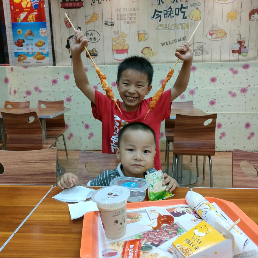 家有政毅