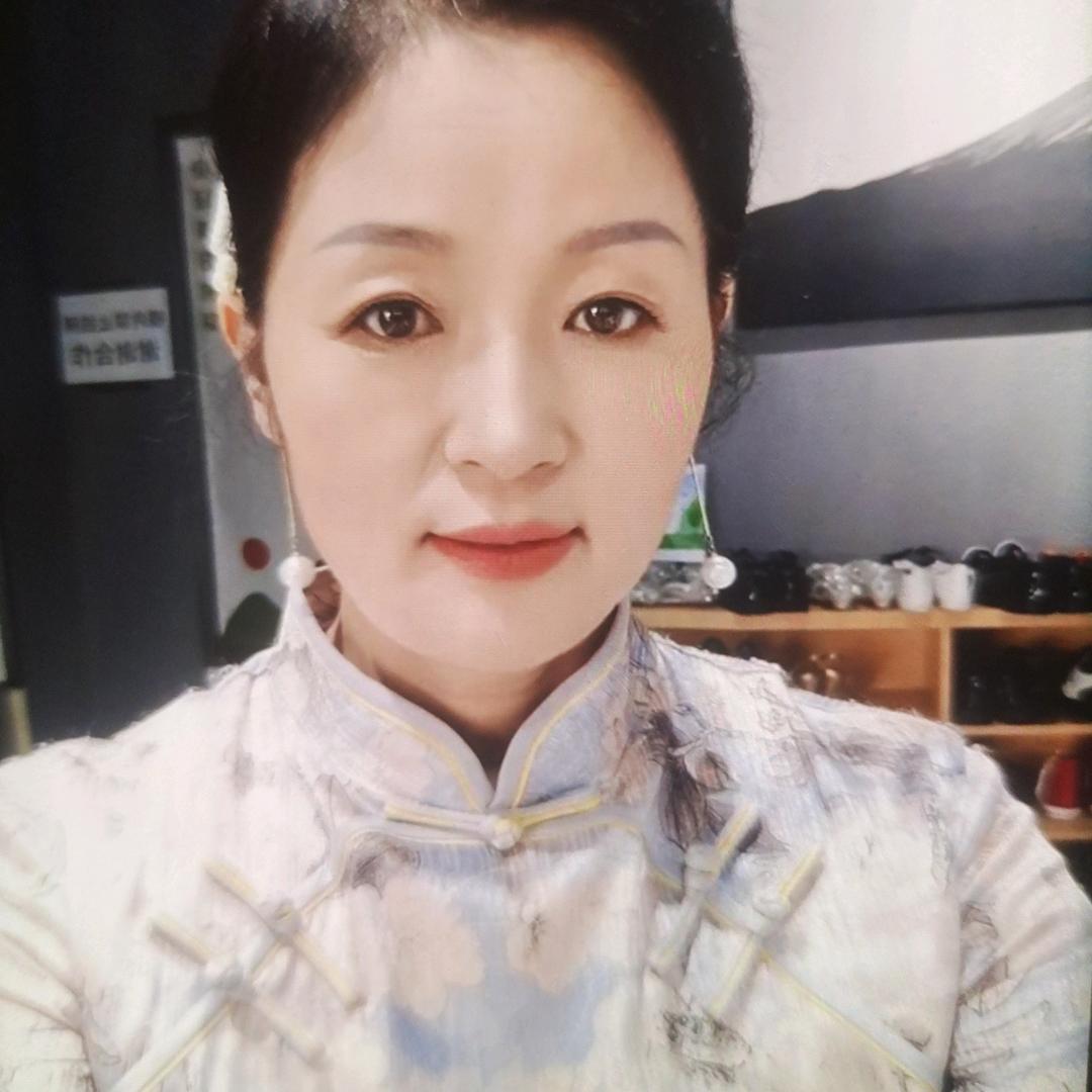 燕凤服饰经营部
