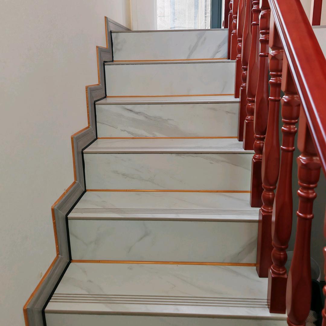 职业打胶.窗户维修