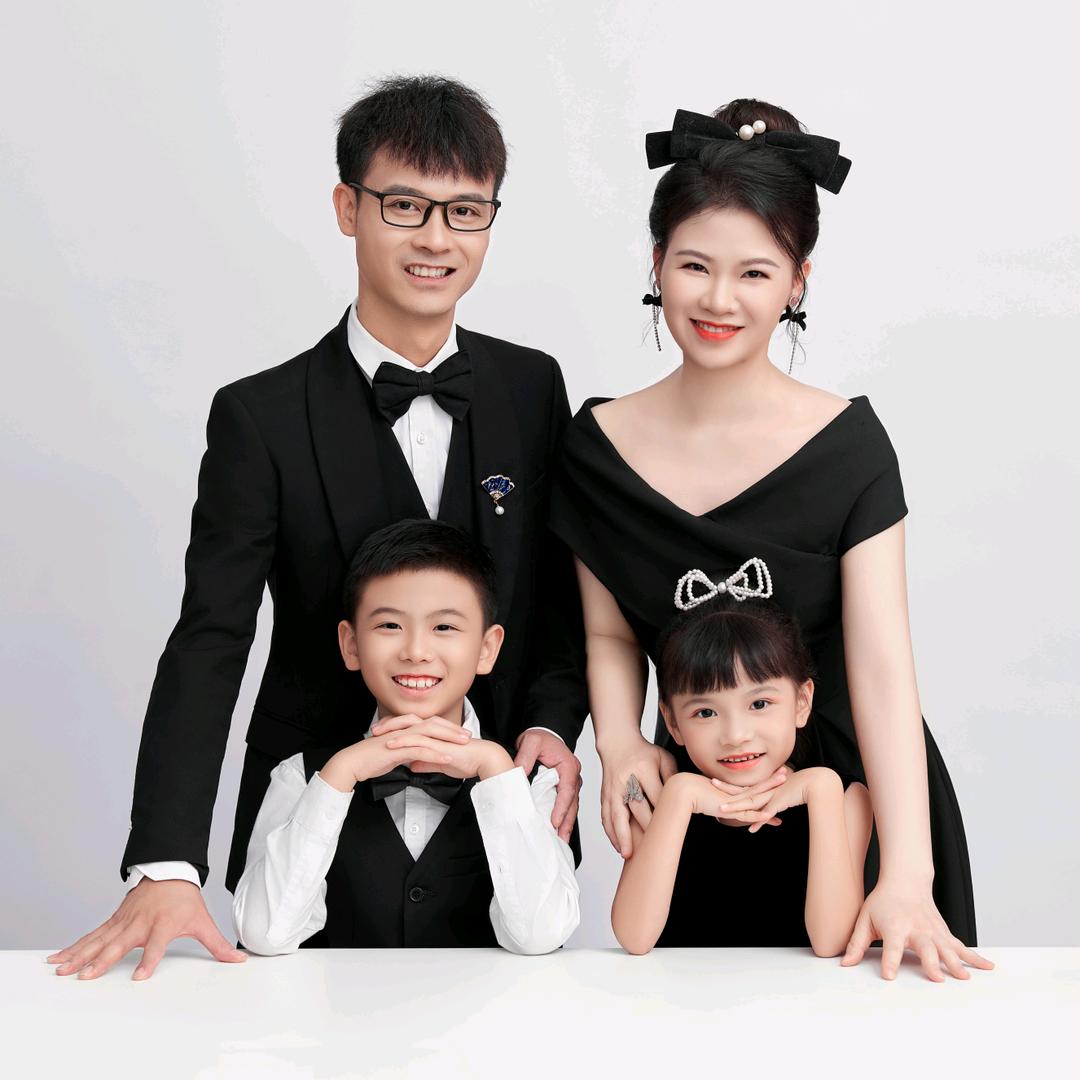 汇星美发设计发型师