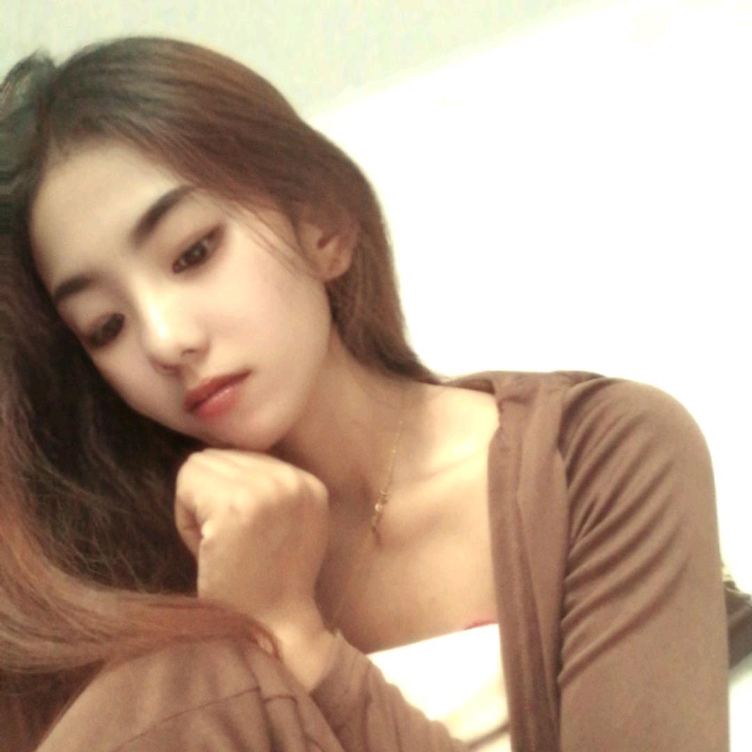 ლ🥀局外人🍒