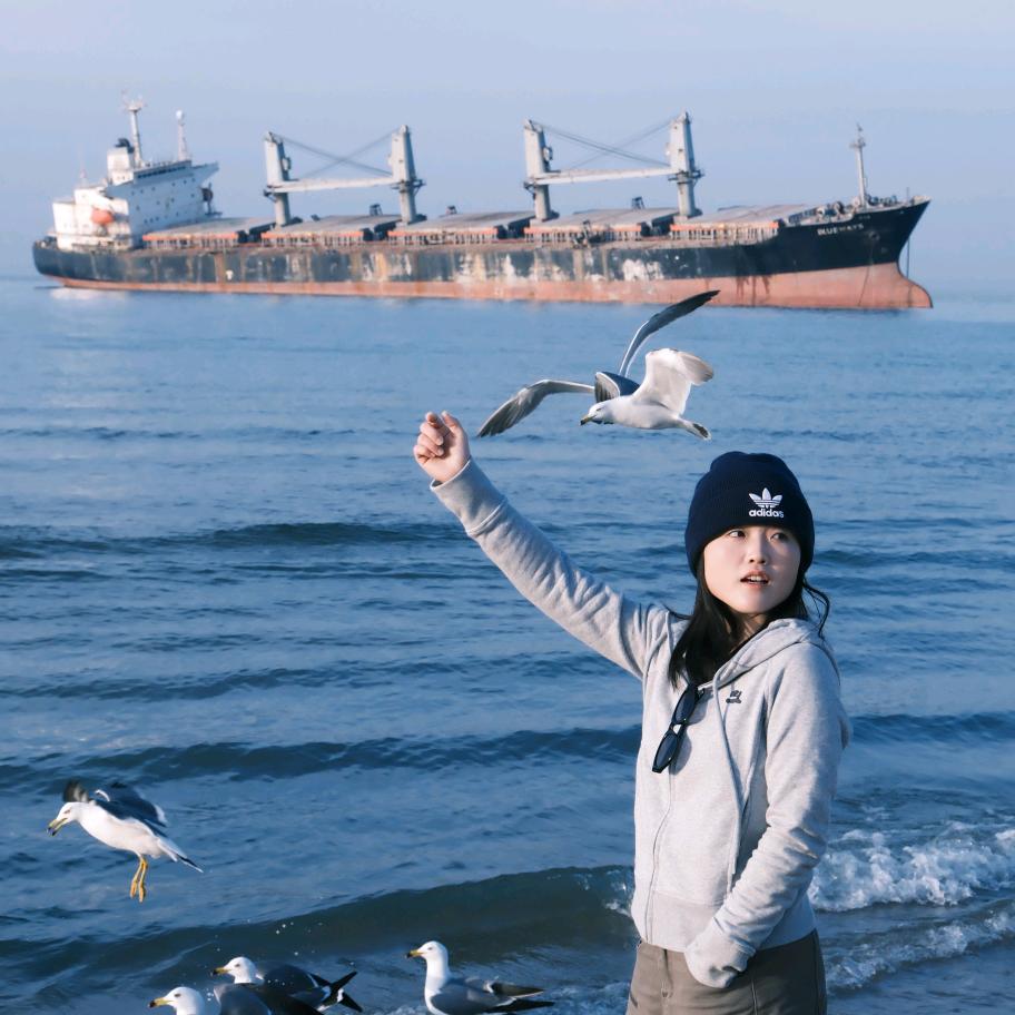 爱打羽毛球的首老师