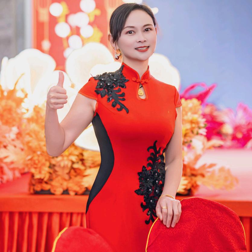 傲雪红梅