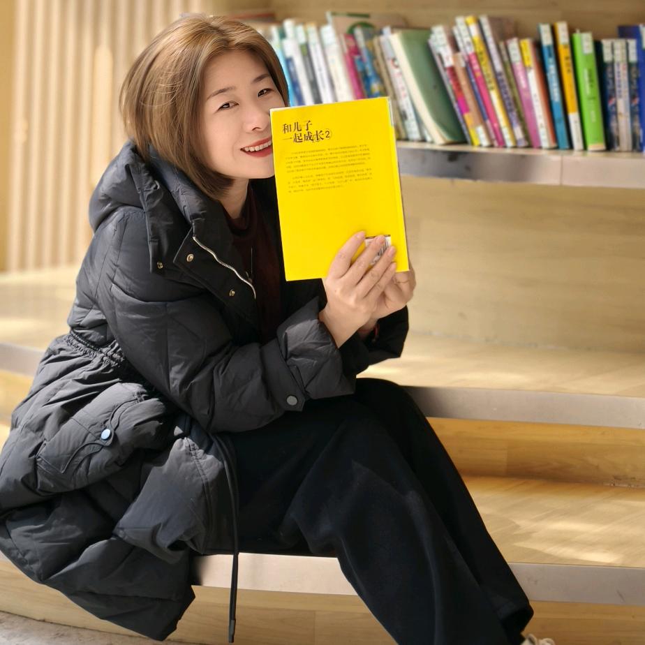 咕洛米童装-界石一店-小杨