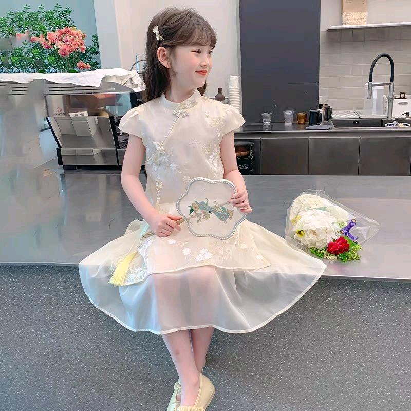 亿润童装汉服
