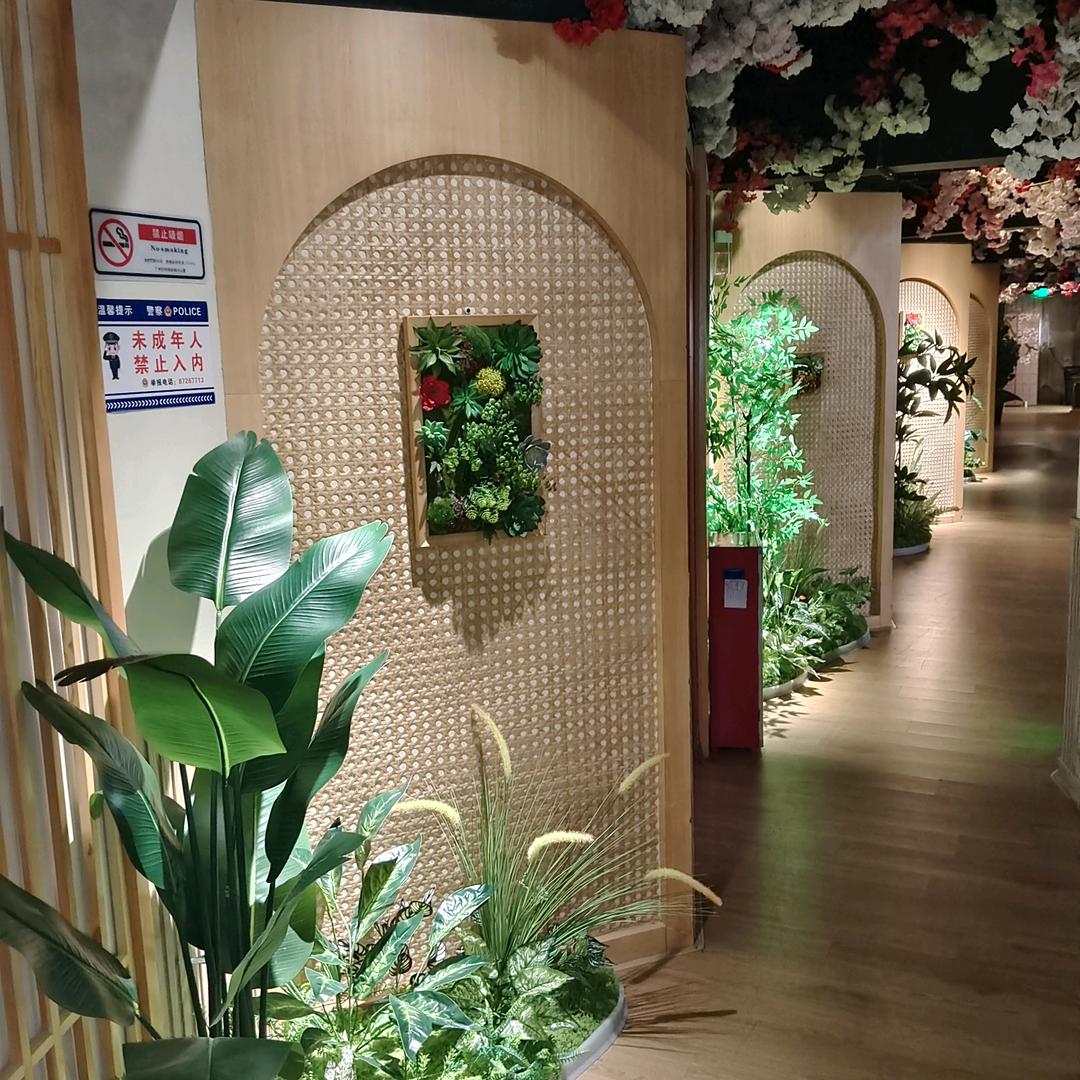 玉手足愈.小芳