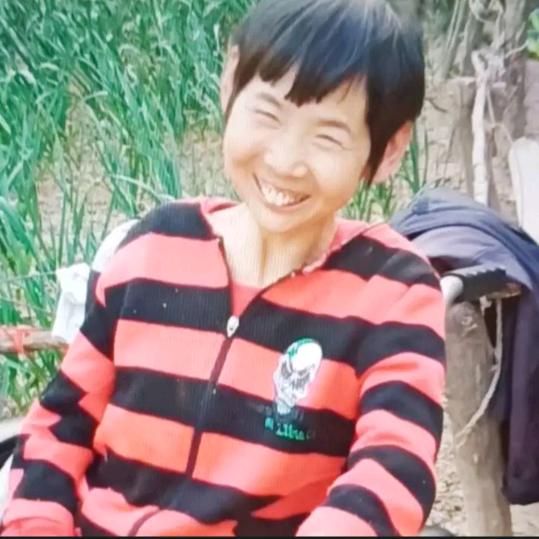 坚强仝志红♿