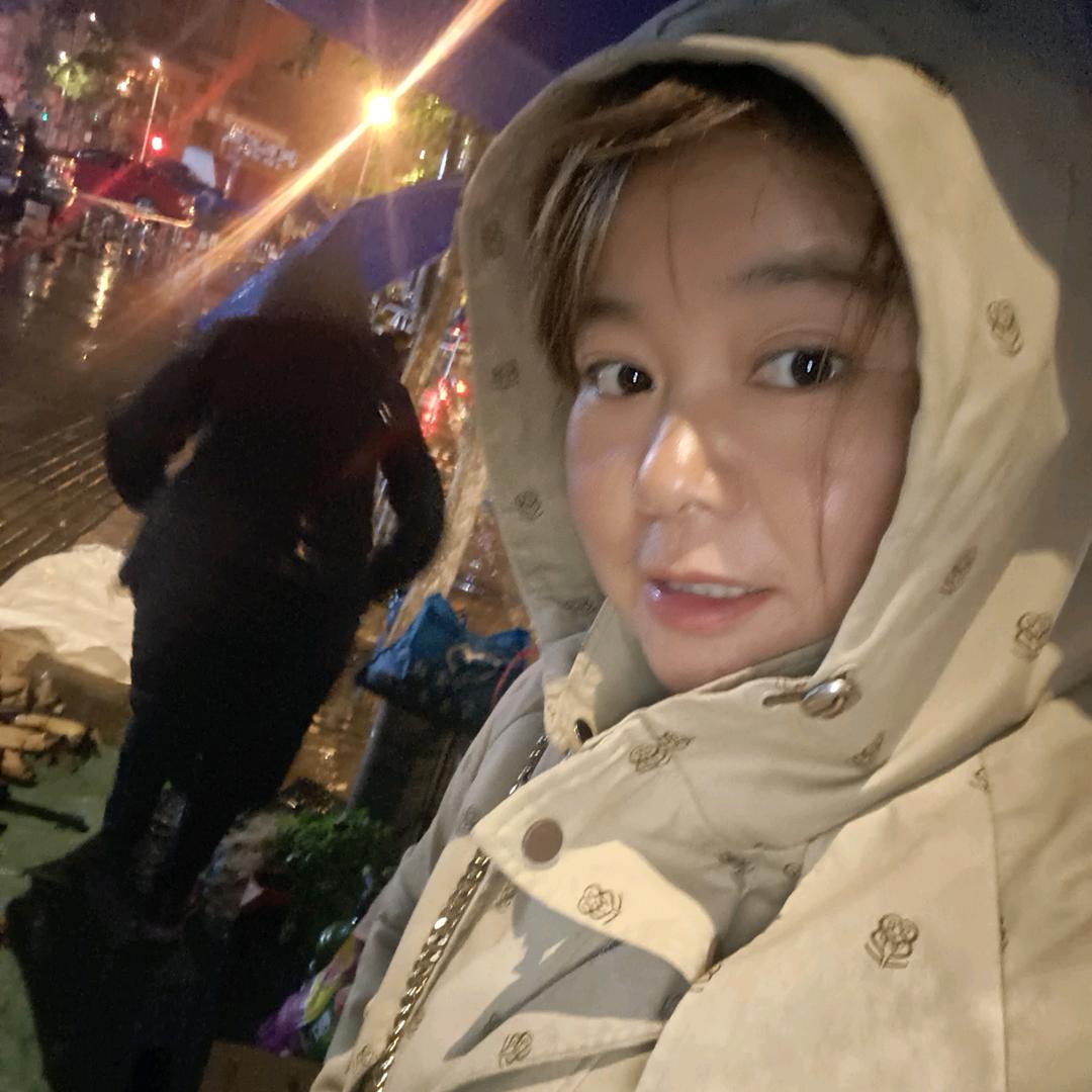 南方川妹和北方安岩