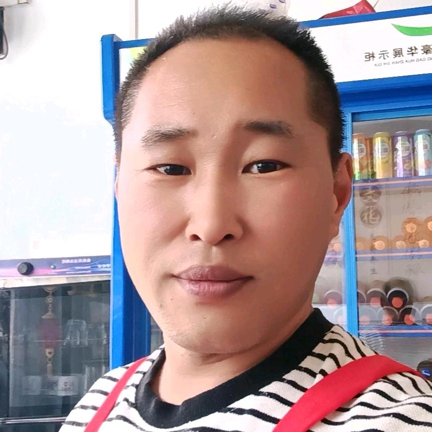 ☞小春卤肉丶油泼面《》裴社店