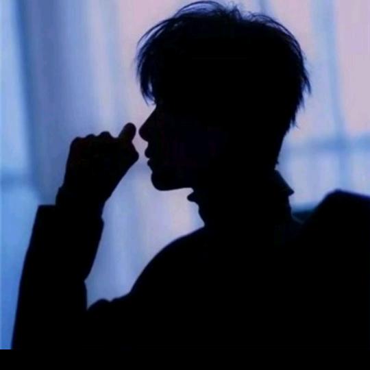 恋小莫