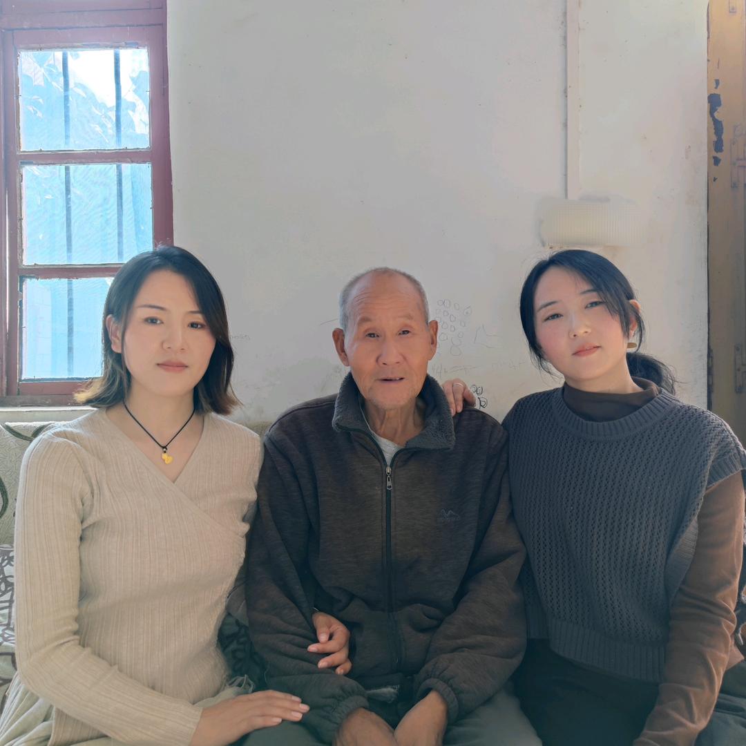 戏曲老梅