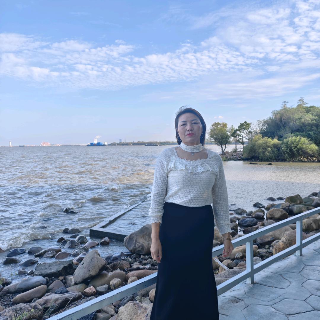 我是你伤不起的人。