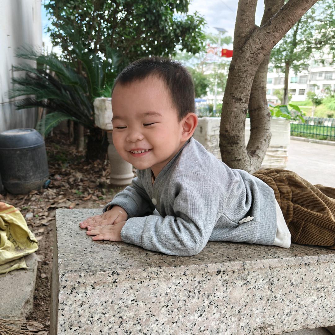 一陆灿烂