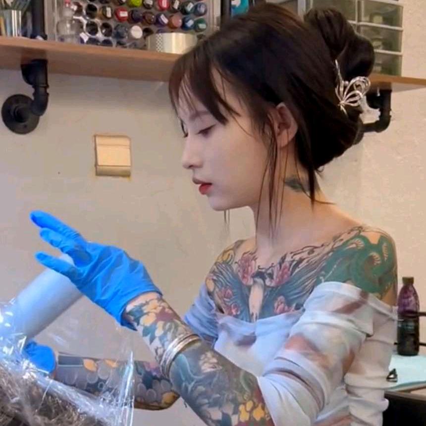 小   羊——纹身师✍️